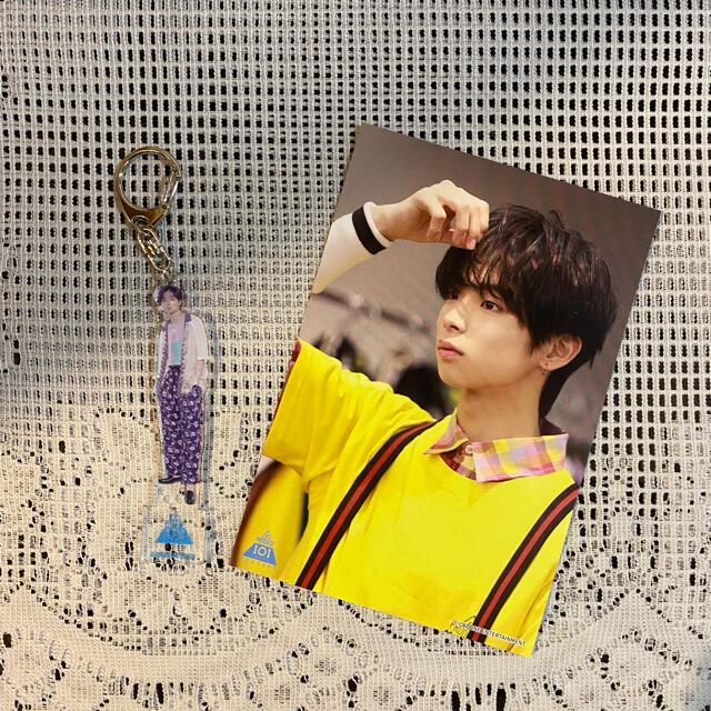 日プ2 ミュージアム アクキー&ポストカード 小林大悟 エンタメ/ホビーのタレントグッズ(アイドルグッズ)の商品写真