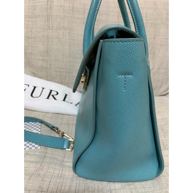 FURLA メトロポリスサッチェル  ハンドバッグ レザー   2WAY