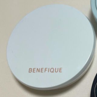 ベネフィーク(BENEFIQUE)のマユゲ様専用(フェイスパウダー)