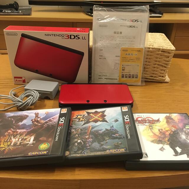 任天堂Nintendo 3DS  LL 本体 レッド/ブラック