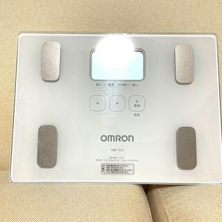 オムロン(OMRON)のOMRON HBF-212 体重計(体重計/体脂肪計)