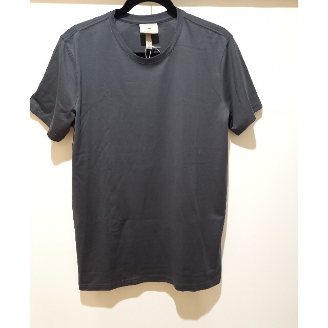 H&M(エイチアンドエム)のH&M slimfit Tシャツ(ヘザーグレー、Mサイズ) メンズのトップス(Tシャツ/カットソー(半袖/袖なし))の商品写真