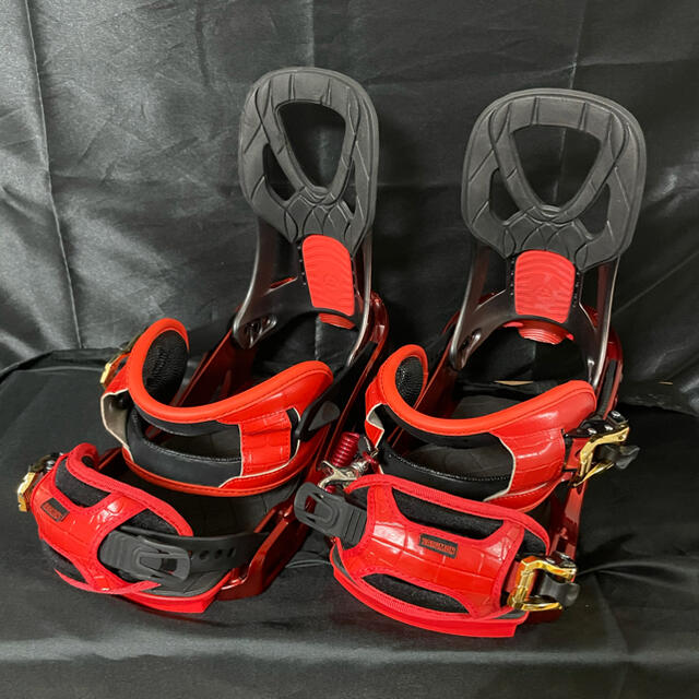 SALOMON(サロモン)の値下げ　初心初級者向け サロモン アーケードバインディング　メンズ　S/Mサイズ スポーツ/アウトドアのスノーボード(バインディング)の商品写真