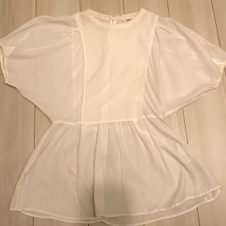 エミアトリエ(emmi atelier)のemmi ペプラムブラウス【うたさん専用】(シャツ/ブラウス(半袖/袖なし))