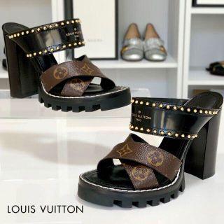 ルイヴィトン(LOUIS VUITTON)の靴2点セット 2938 ヴィトン スタートレイル モノグラム サンダル(サンダル)