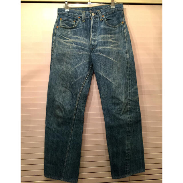 Levi's(リーバイス)のリーバイス501 66前期 オリジナル ヴィンテージ ビンテージ 土砂降り縦落ち メンズのパンツ(デニム/ジーンズ)の商品写真