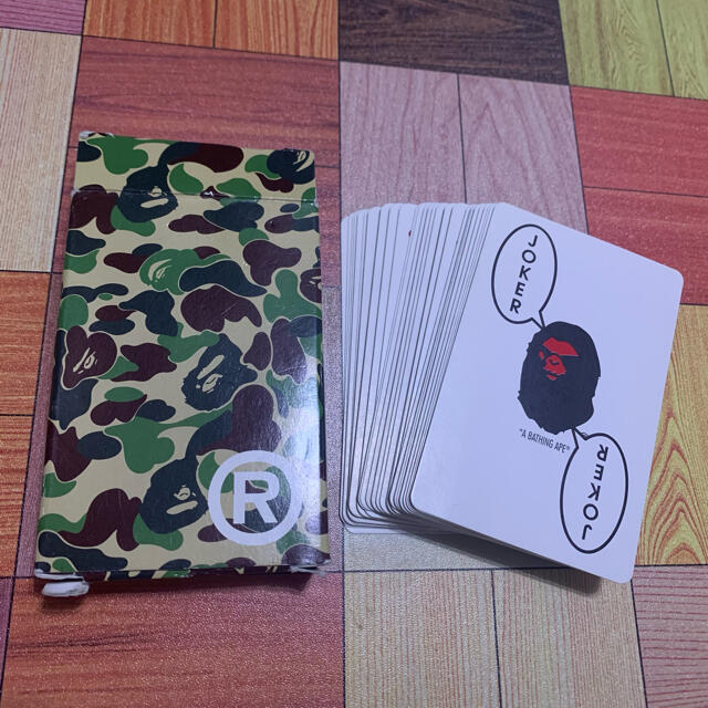 A BATHING APE(アベイシングエイプ)のa185 トランプ エンタメ/ホビーのテーブルゲーム/ホビー(トランプ/UNO)の商品写真