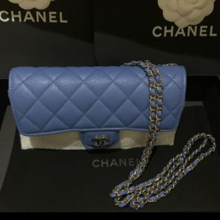 シャネル(CHANEL)の21’新作完売CHANEキャビアスキンゴールドココマークチェーンショルダーバッグ(ショルダーバッグ)