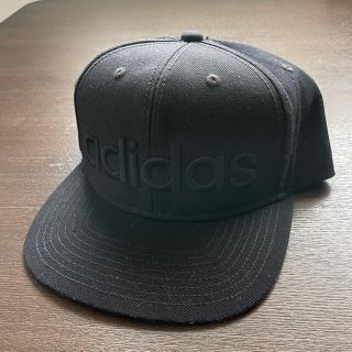 アディダス(adidas)のアディダス　スナップバック　キャップ　ブラック(キャップ)