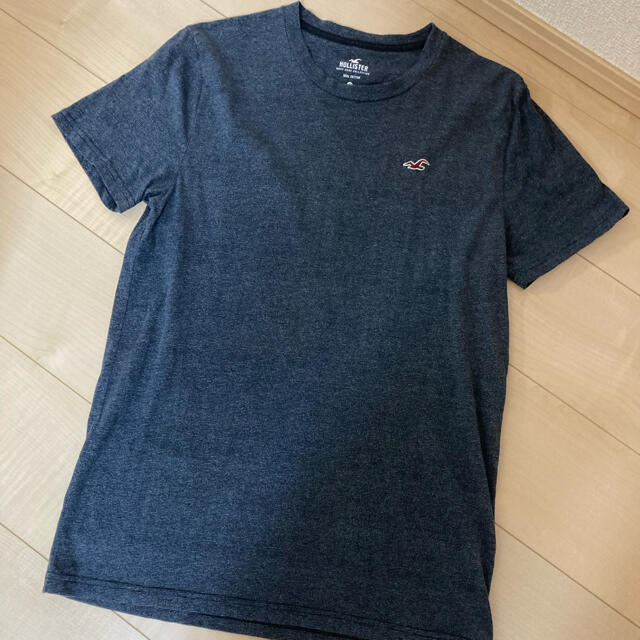 Hollister(ホリスター)の☆ ホリスター ☆ Tシャツ ヘンリーネック メンズ 2枚 日本サイズM相当 メンズのトップス(Tシャツ/カットソー(半袖/袖なし))の商品写真