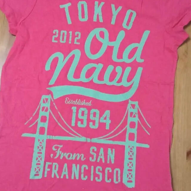 Old Navy(オールドネイビー)の非売品　オールドネイビー　Tシャツ　OLDNAVY お台場限定品 レディースのトップス(Tシャツ(半袖/袖なし))の商品写真