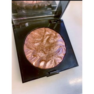 ローラメルシエ(laura mercier)のローラメルシエ ★ フェイスイルミネーター  1901 インスピレーション(フェイスカラー)