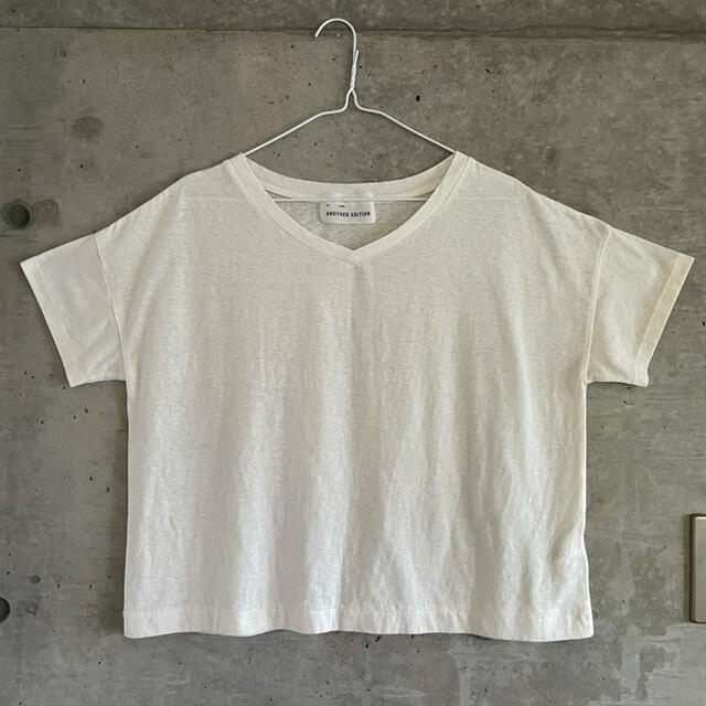 ANOTHER EDITION(アナザーエディション)のアナザーエディション　Tシャツ 新品、未使用 レディースのトップス(Tシャツ(半袖/袖なし))の商品写真