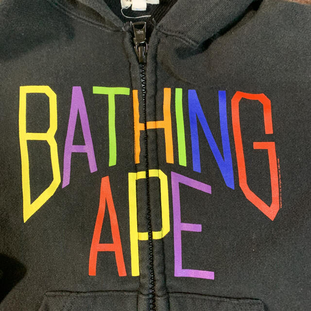 A BATHING APE(アベイシングエイプ)の【古着】 日本製 A BATHING APE スウェット パーカー 110 キッズ/ベビー/マタニティのキッズ服男の子用(90cm~)(ジャケット/上着)の商品写真