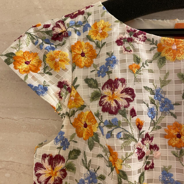 TOCCA(トッカ)のTOCCA 2020 トッカ SPRING BOUQUET ドレス 00 レディースのワンピース(ひざ丈ワンピース)の商品写真