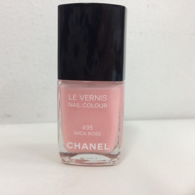 CHANEL(シャネル)のCHANEL ヴェルニ495ミカ ローズ☆ コスメ/美容のネイル