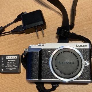 パナソニック(Panasonic)のpanasonic lumix GX7 MK2(ミラーレス一眼)