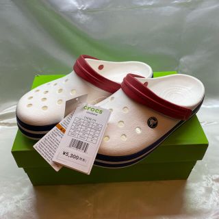 クロックス(crocs)のクロックス crocs 25.0cm 白/青 11016-11I 【新品】(サンダル)