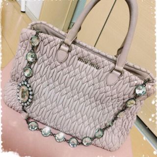 ミュウミュウ(miumiu)のmiumiu ビジュー バッグ カメオ(ハンドバッグ)