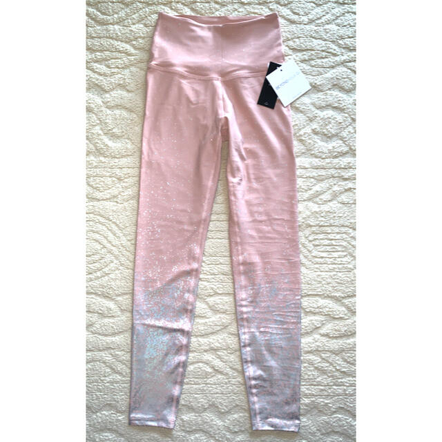 Beyond yoga Rose Holographic speckle 1