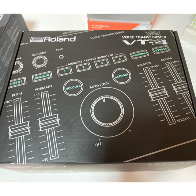 Roland(ローランド)のRoland VT-4 【8/13までお値下げ中！】 楽器のDTM/DAW(オーディオインターフェイス)の商品写真