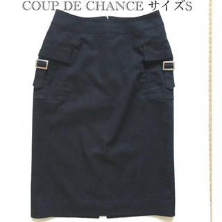 クードシャンス(COUP DE CHANCE)のCOUP DE CHANCE 黒　膝丈タイトスカート　タグ表記サイズ36(ひざ丈スカート)