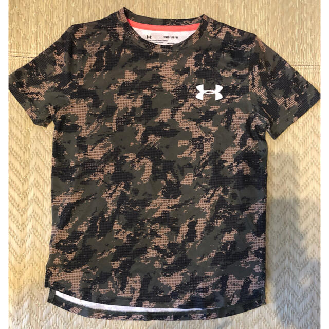 UNDER ARMOUR(アンダーアーマー)のアンダーアーマー　キッズT 2枚セット キッズ/ベビー/マタニティのキッズ服男の子用(90cm~)(Tシャツ/カットソー)の商品写真