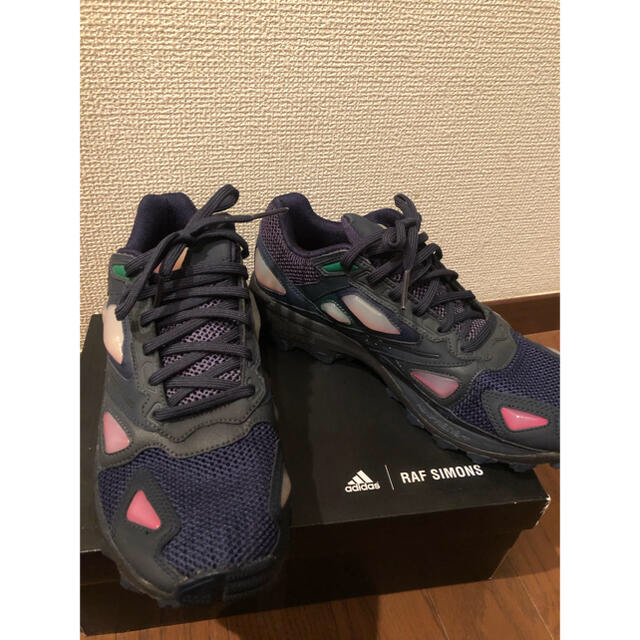 RAF SIMONS(ラフシモンズ)のadidas raf simons response 1 ラフシモンズ　26.5 メンズの靴/シューズ(ドレス/ビジネス)の商品写真