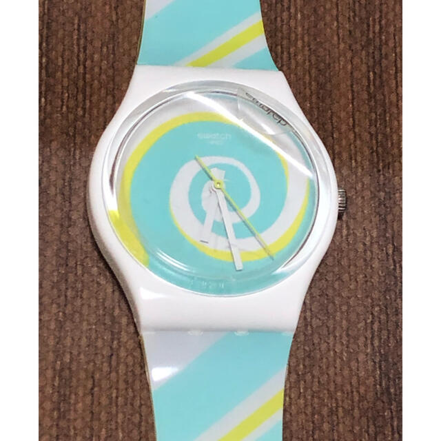 swatch(スウォッチ)の【新品】スウォッチswatch☆水色×イエロー レディースのファッション小物(腕時計)の商品写真