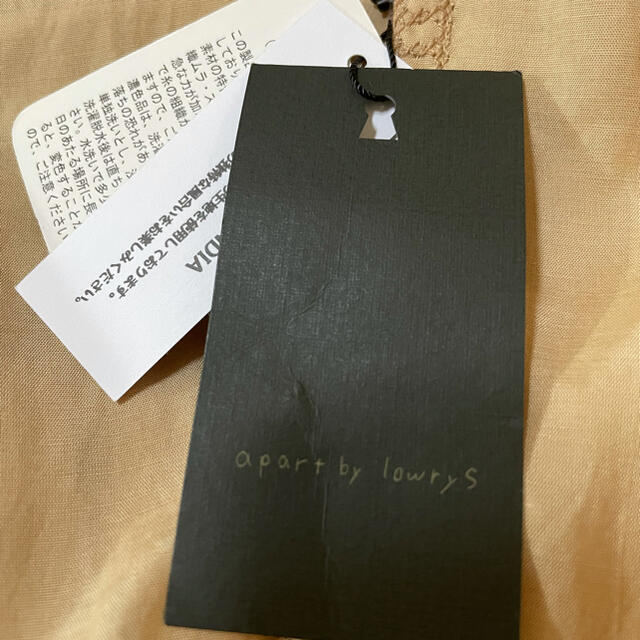 apart by lowrys(アパートバイローリーズ)のapart by lowrys タグ付きワンピース レディースのワンピース(ロングワンピース/マキシワンピース)の商品写真