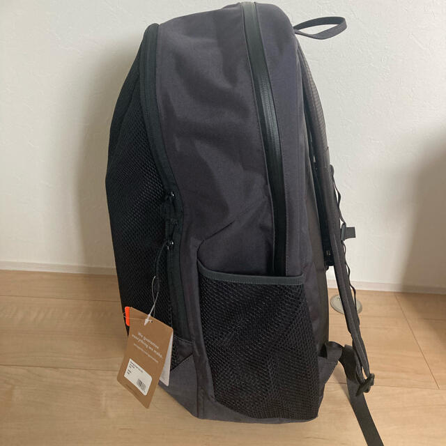 patagonia(パタゴニア)のラスト1点　パタゴニア　プレーニング　ディバイダー　パック　３０Ｌ メンズのバッグ(バッグパック/リュック)の商品写真