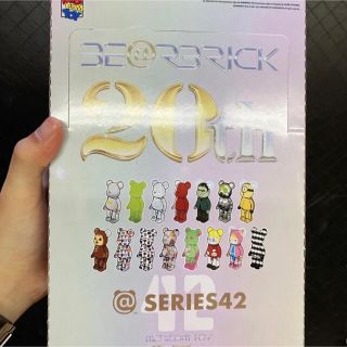 メディコムトイ(MEDICOM TOY)のBE@RBRICK SERIES 42 1 BOX 24個入り 新品未開封品(キャラクターグッズ)