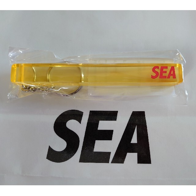 SEA(シー)のSEA Hotel Keyholder -Large- / Yellow  メンズのファッション小物(キーホルダー)の商品写真