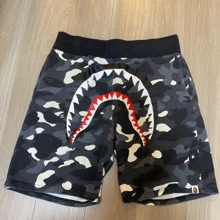 アベイシングエイプ(A BATHING APE)のAPE シャークパンツ XL(ショートパンツ)