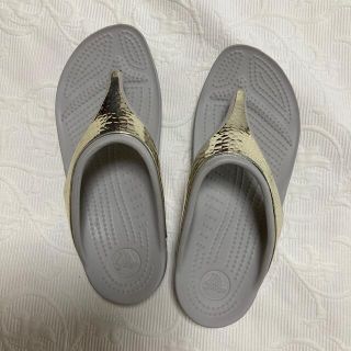 クロックス(crocs)のクロックス　サンダル(サンダル)