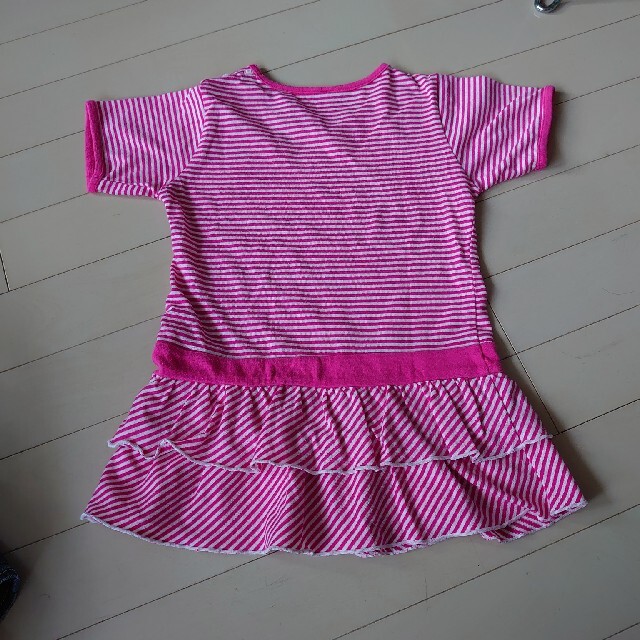 西松屋(ニシマツヤ)の子供ワンピース100サイズ キッズ/ベビー/マタニティのキッズ服女の子用(90cm~)(ワンピース)の商品写真