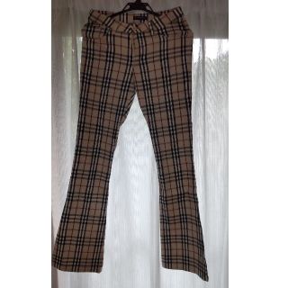 BURBERRY(カジュアルパンツ)のフリマアイテム一覧 BURBERRY(カジュアルパンツ)のフリマアイテム一覧