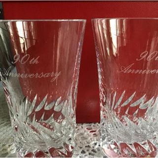 バカラ(Baccarat)のバカラペアグラス90anniversaryと文字が入っています。高さ11cm(グラス/カップ)