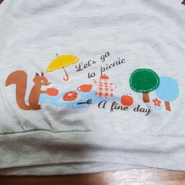 Tシャツ　95サイズ キッズ/ベビー/マタニティのキッズ服女の子用(90cm~)(Tシャツ/カットソー)の商品写真