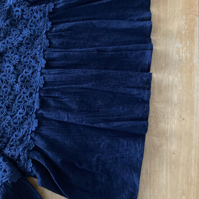 chocol raffine robe(ショコラフィネローブ)の☆女性らしい素敵な濃紺ネイビーカラーレース仕上げトップス 美品です！！ レディースのトップス(シャツ/ブラウス(長袖/七分))の商品写真
