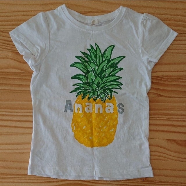 babyGAP(ベビーギャップ)のTシャツ ショートパンツ キッズ/ベビー/マタニティのキッズ服女の子用(90cm~)(Tシャツ/カットソー)の商品写真