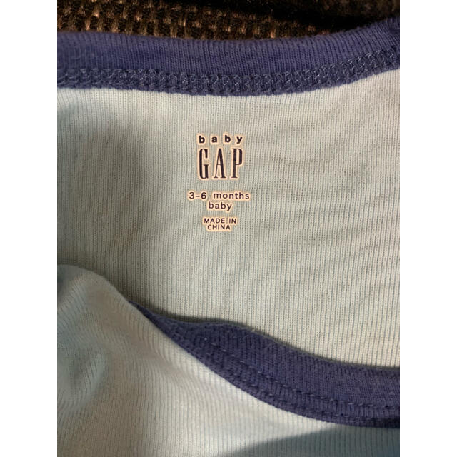 GAP(ギャップ)のGAP 肌着 ボディースーツ 3-6M 男の子 キッズ/ベビー/マタニティのベビー服(~85cm)(肌着/下着)の商品写真