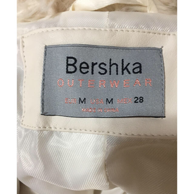 Bershka(ベルシュカ)の♡たけのこ様専用♡コート レディースのジャケット/アウター(毛皮/ファーコート)の商品写真