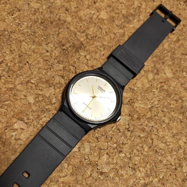 CASIO(カシオ)の【電池新品！美品！】CASIO チープカシオ MQ-24 メンズアナログ腕時計 メンズの時計(腕時計(アナログ))の商品写真
