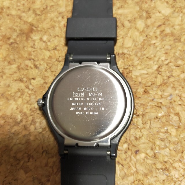 CASIO(カシオ)の【電池新品！】CASIO MQ-24 ゴールド チープカシオ メンズアナログ腕時 メンズの時計(腕時計(アナログ))の商品写真