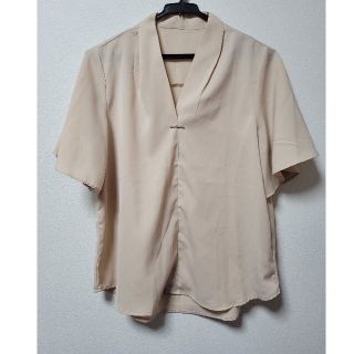 ★ゆう様専用★【新品未着用】Vネック半袖ブラウス 金具付き 夏服(シャツ/ブラウス(半袖/袖なし))