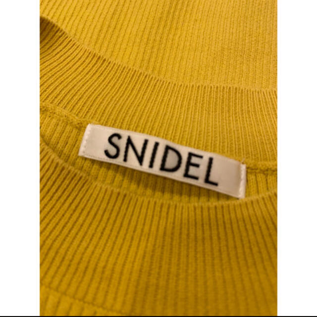 SNIDEL(スナイデル)のスナイデル　ニット　トップス レディースのトップス(Tシャツ(半袖/袖なし))の商品写真