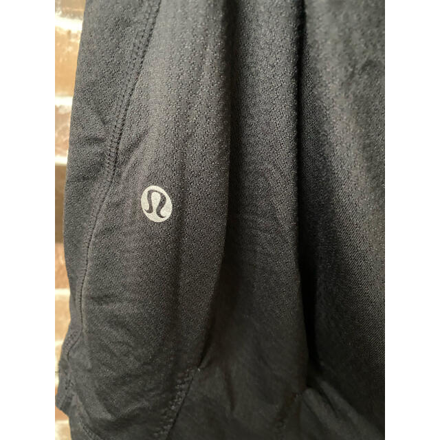 lululemon(ルルレモン)のルルレモン　lulullemon  サイズ6  ブラトップ　ヨガウエア　ヨガ スポーツ/アウトドアのトレーニング/エクササイズ(ヨガ)の商品写真