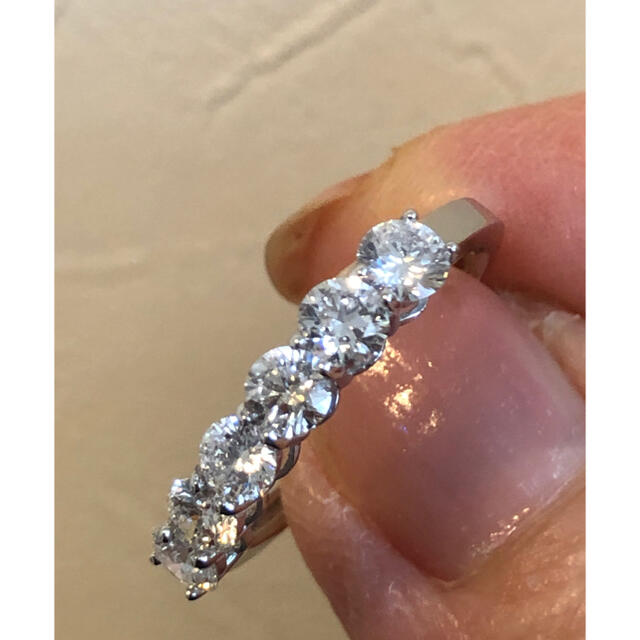 ダイヤモンドハーフエタニティリング レディースのアクセサリー(リング(指輪))の商品写真