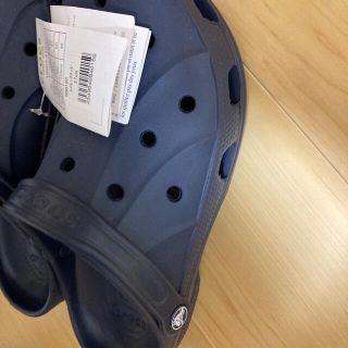 クロックス(crocs)のラス3  ネイビー　27 レイレンクロッグ(サンダル)